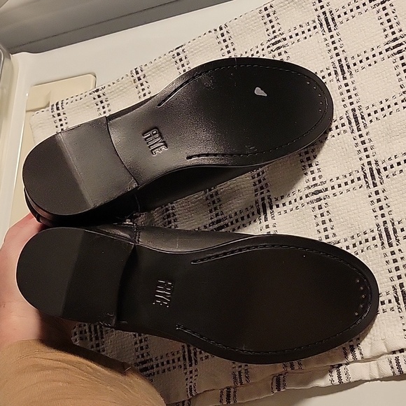 NWOT Frye Carly boots size 6 - Picture 4 of 4